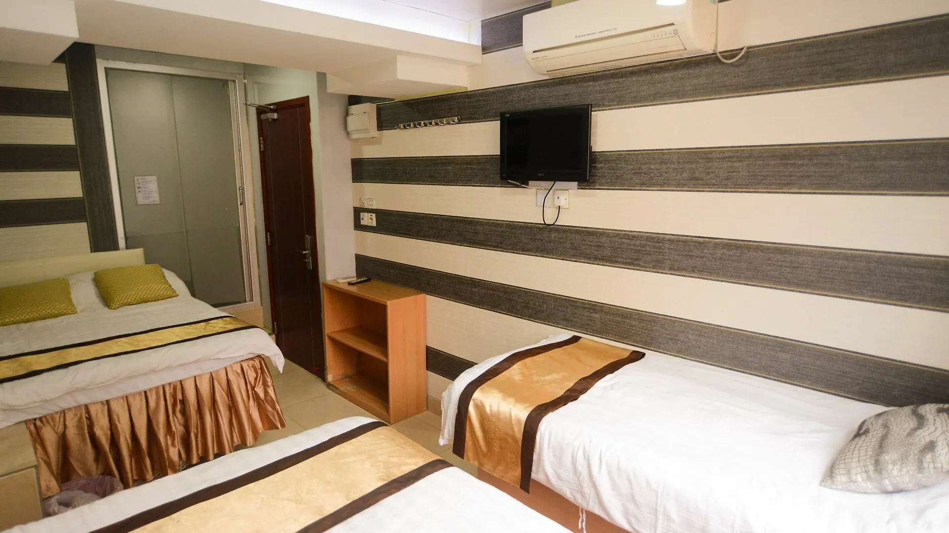 8 Days Boutique Hotel Kowloon  0*, Kowloon (Hong Kong) Čína